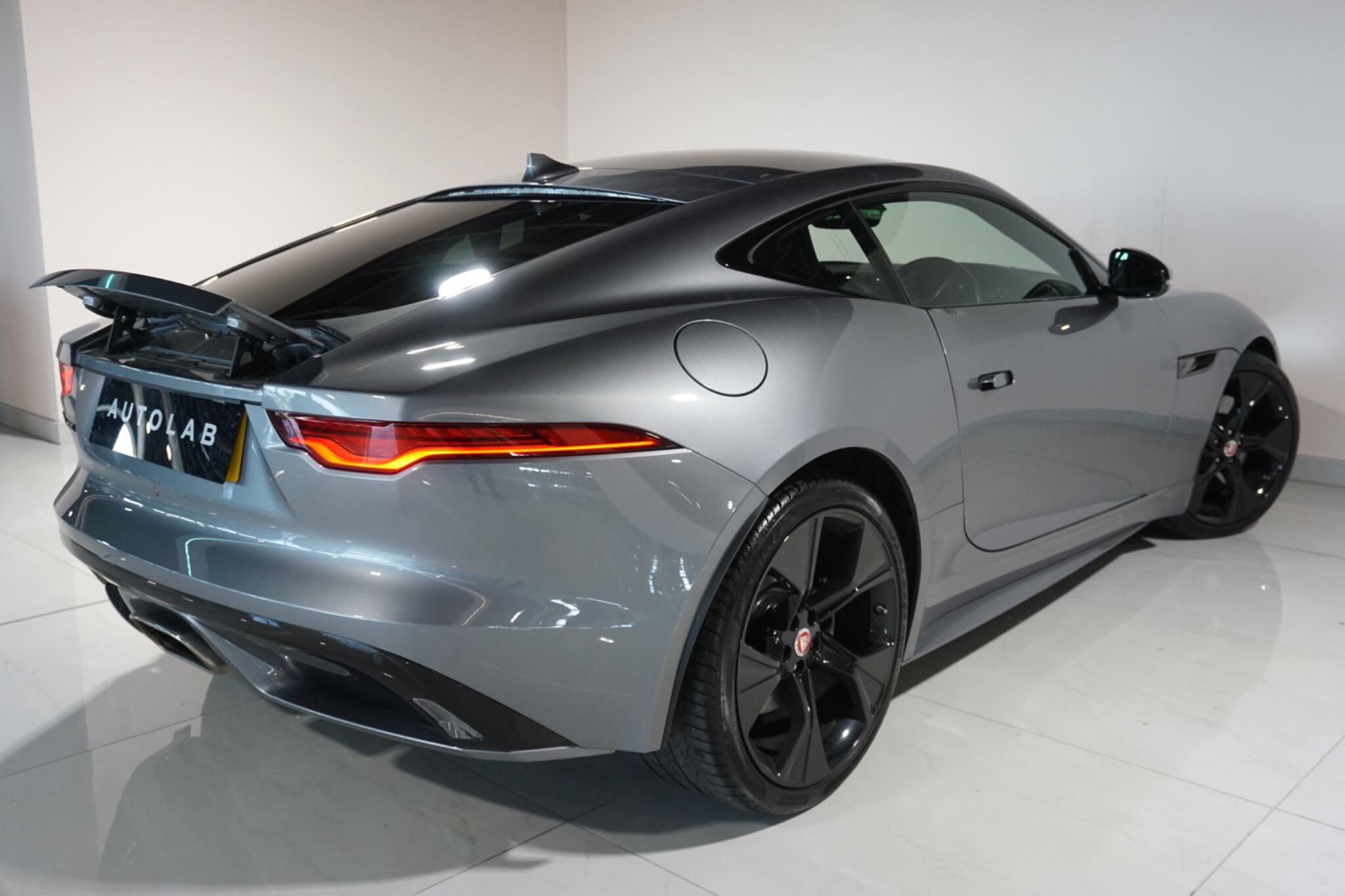 Jaguar F-Type 2.0i R-Dynamic Coupe 2dr Petrol Auto Euro 6 (s/s) (300 ps)